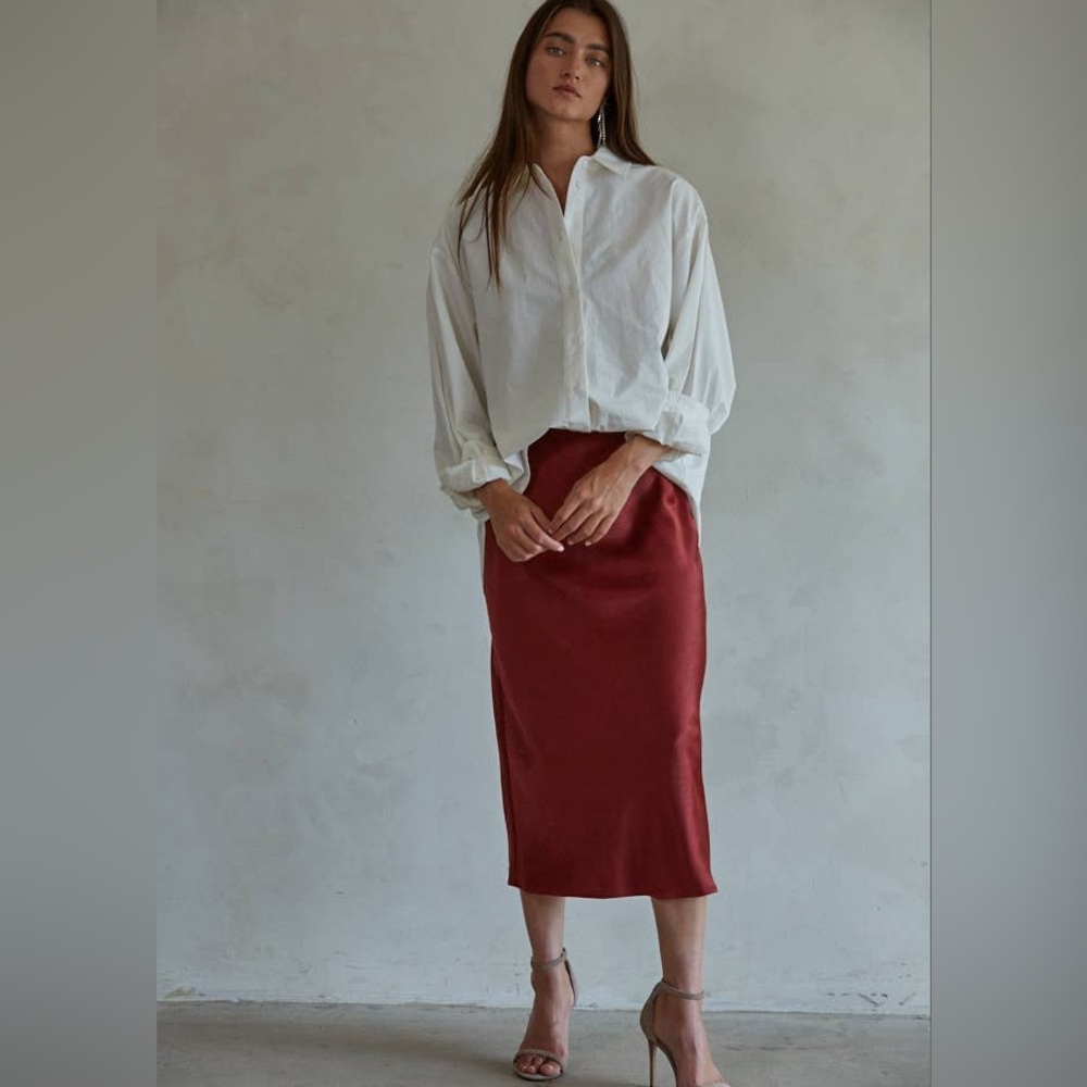 Woven Satin Waist Midi Skirt by By Together in Bordeaux